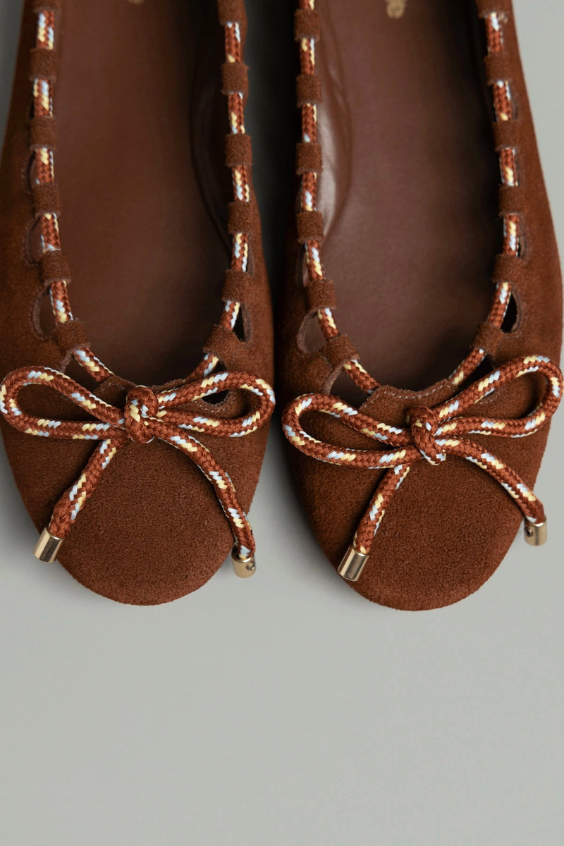 Larroudé Gallina Ballet Flat In Burnt Umber Suede outlook