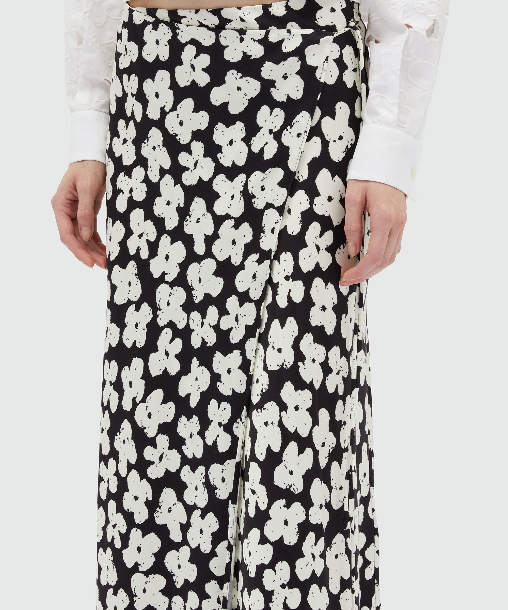 Fluid midi skirt in "Puffy flowers" print satin - 5