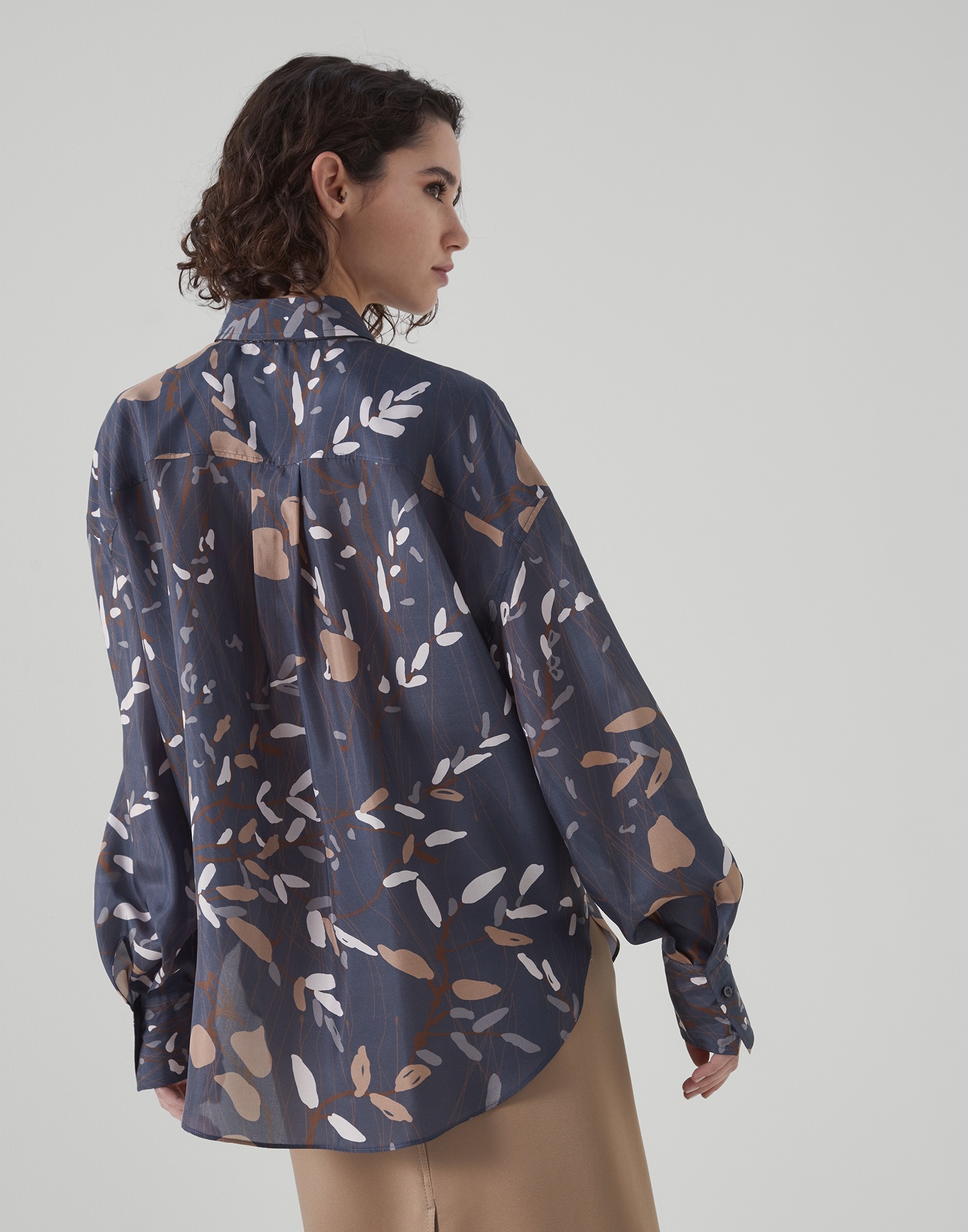 Ramage print silk pongee shirt with monili - 2