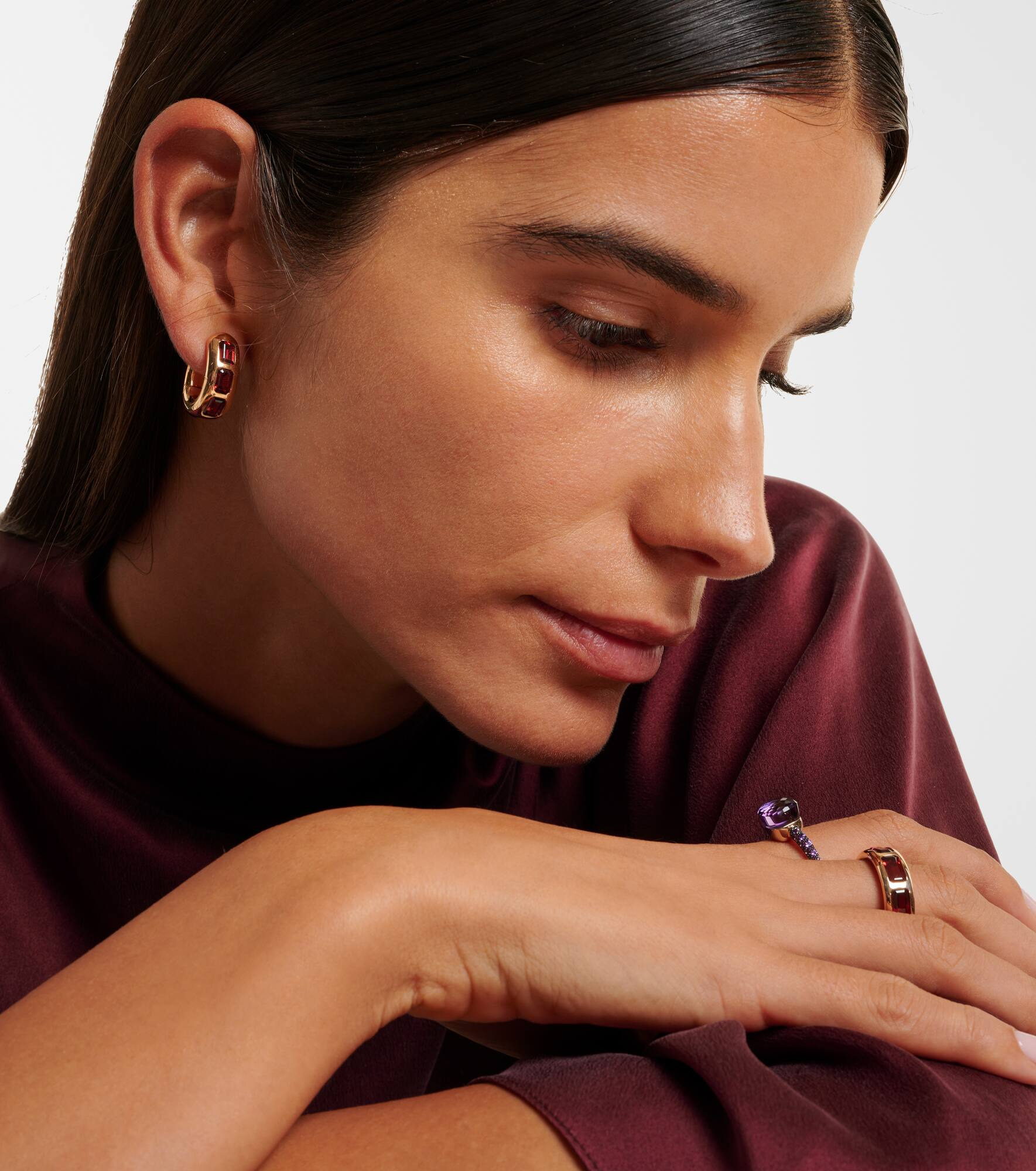 Iconica 18kt rose gold earrings with pyrope garnets - 2