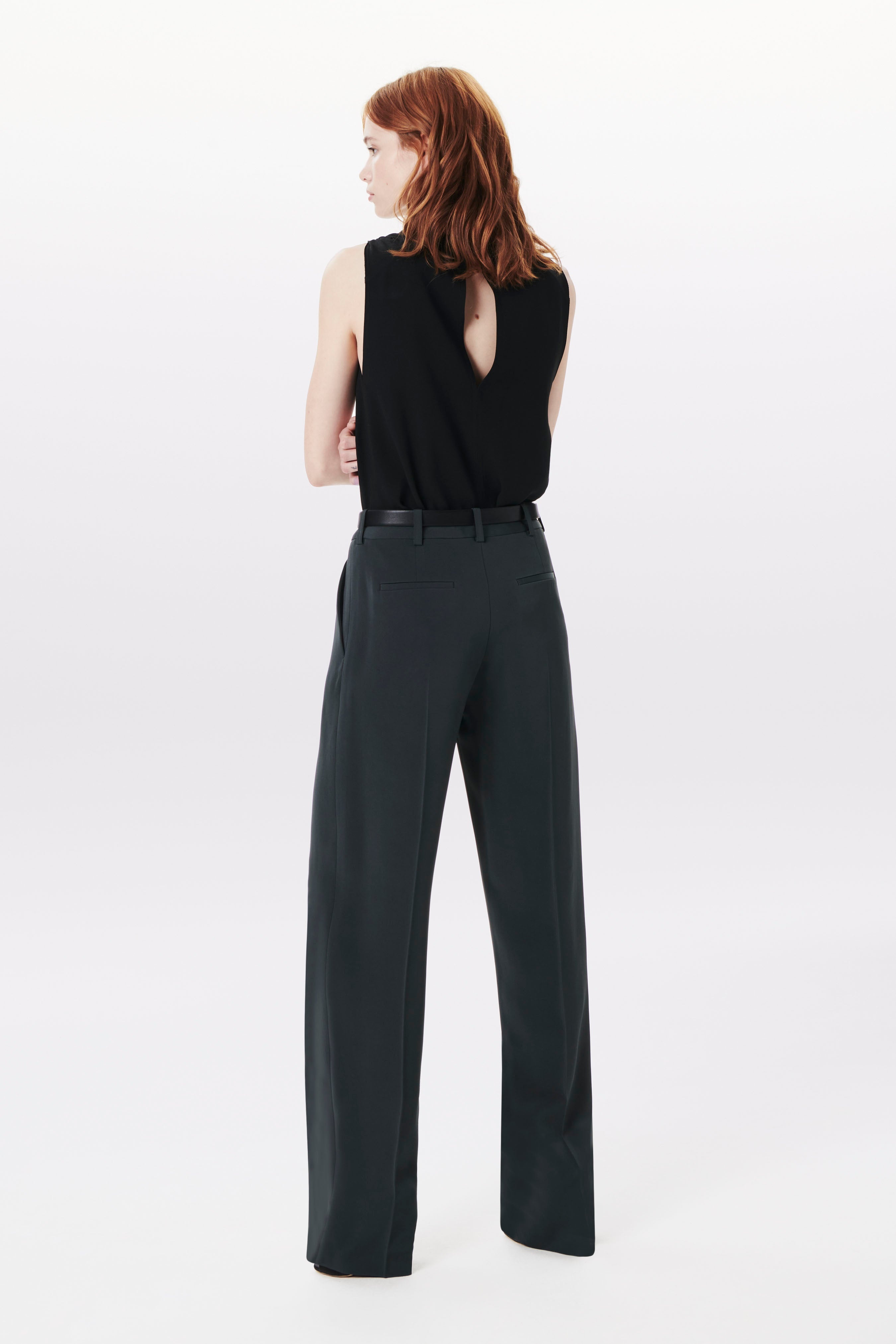 Twist Shoulder Top in Black - 5