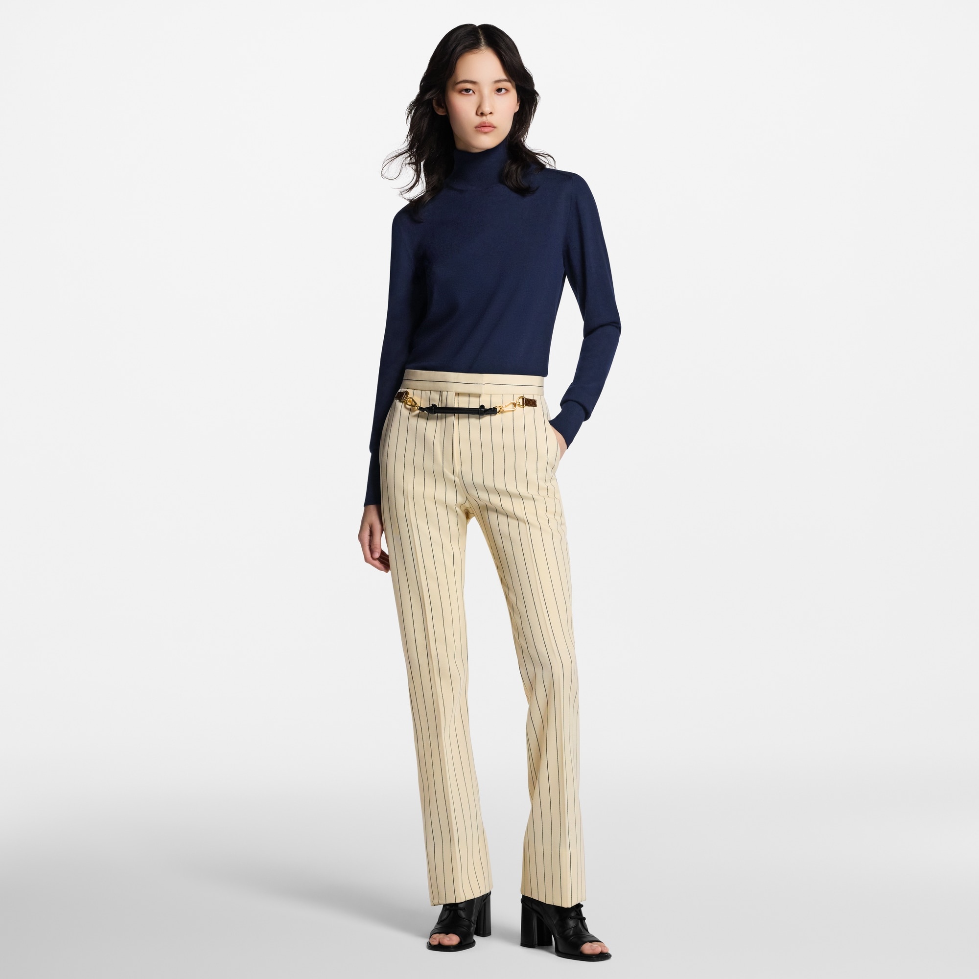 Signature Tag Turtleneck Pullover - 6