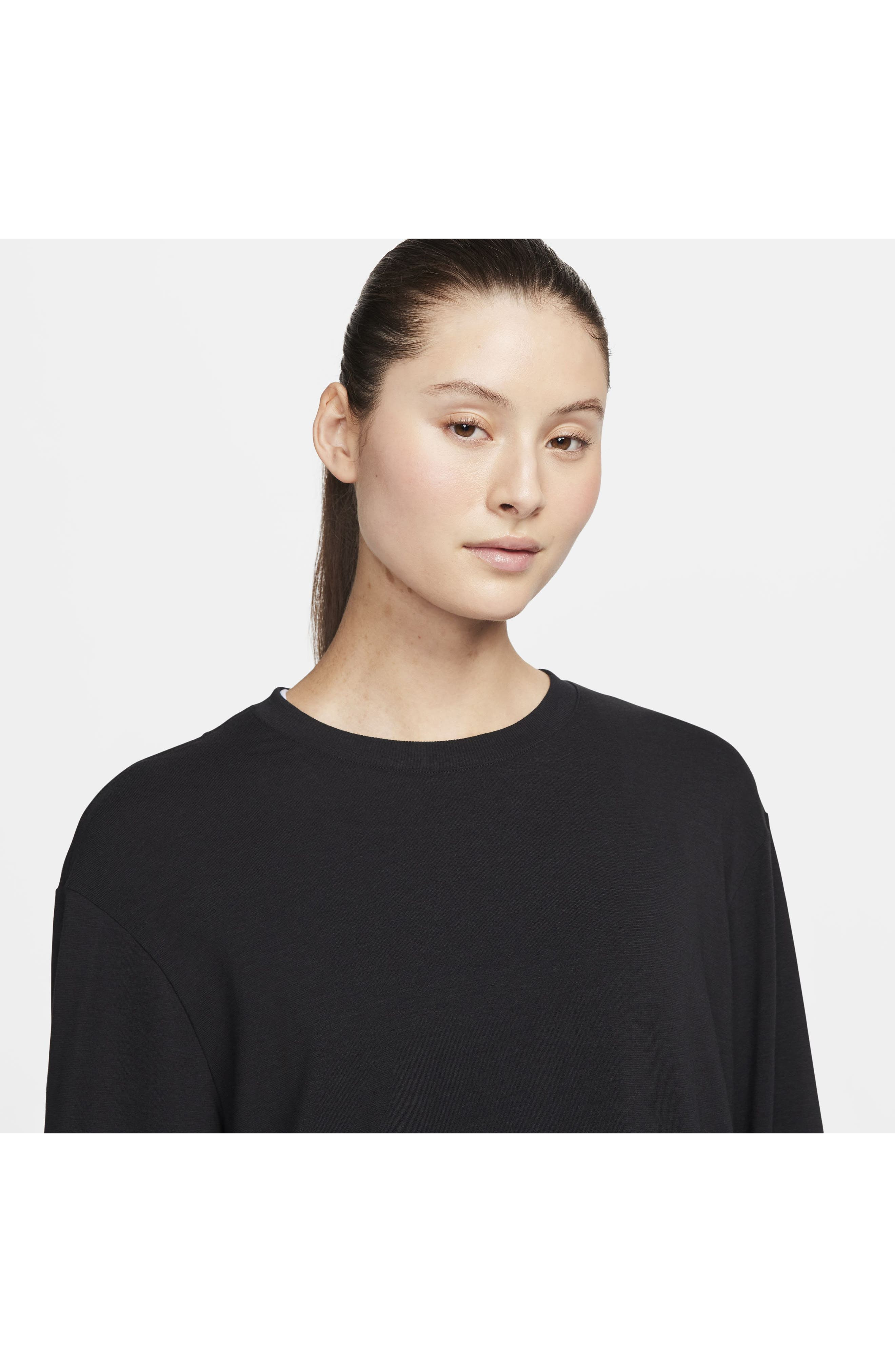 Nike One Relaxed Dri-FIT Top in Black/Black at Nordstrom - 6