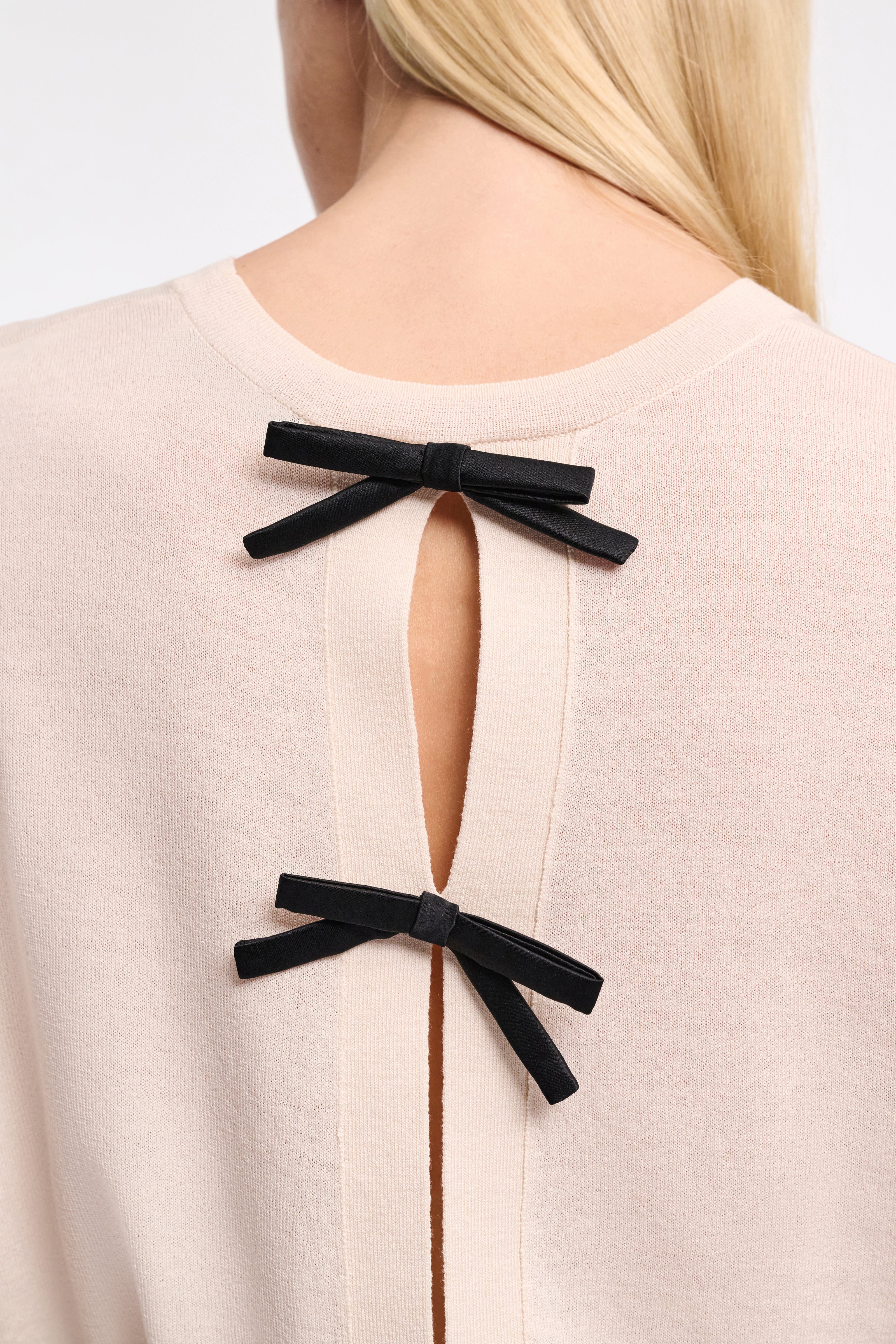 REFINED ESSENTIALS I pullover - 6