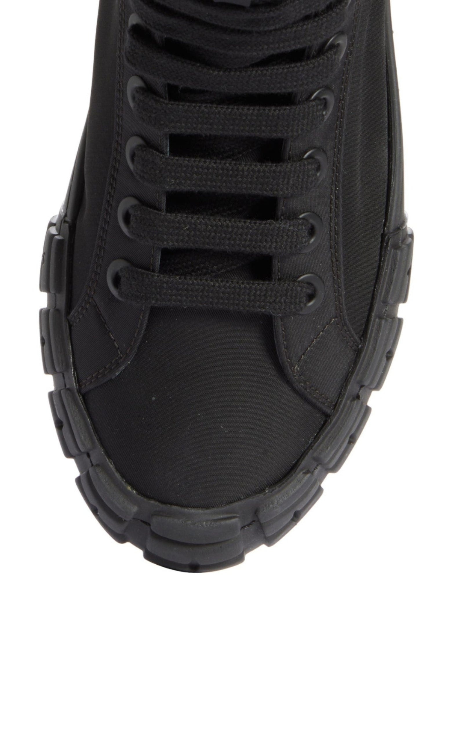 Wheel High Top Sneaker - 7