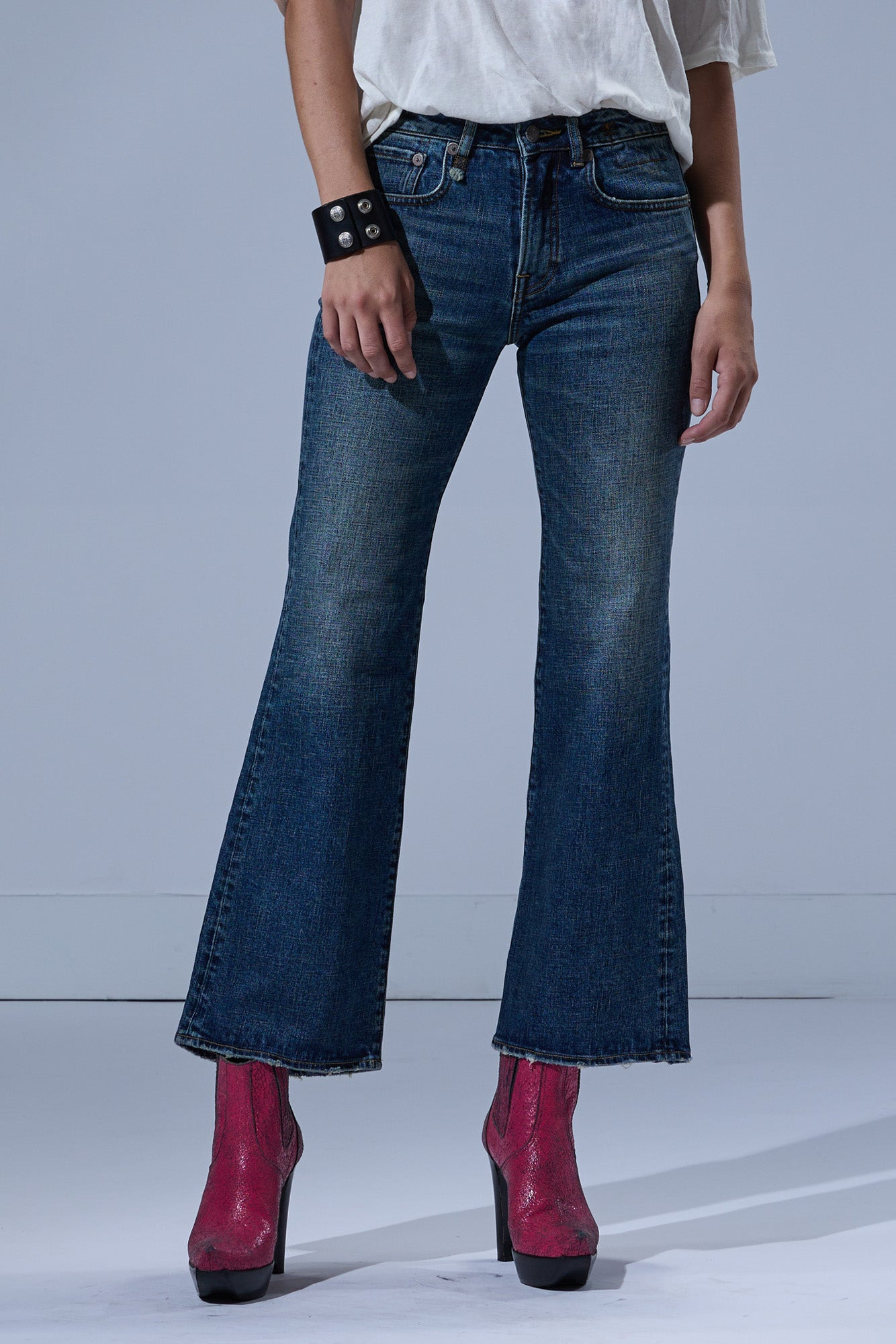 JOAN KICK FLARE JEAN - 2