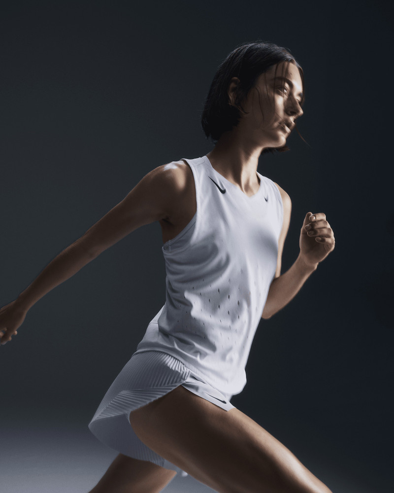 Nike Nike AeroSwift Women's Dri-FIT ADV Running Singlet outlook