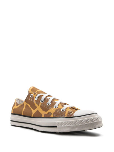 Converse low-top sneakers outlook