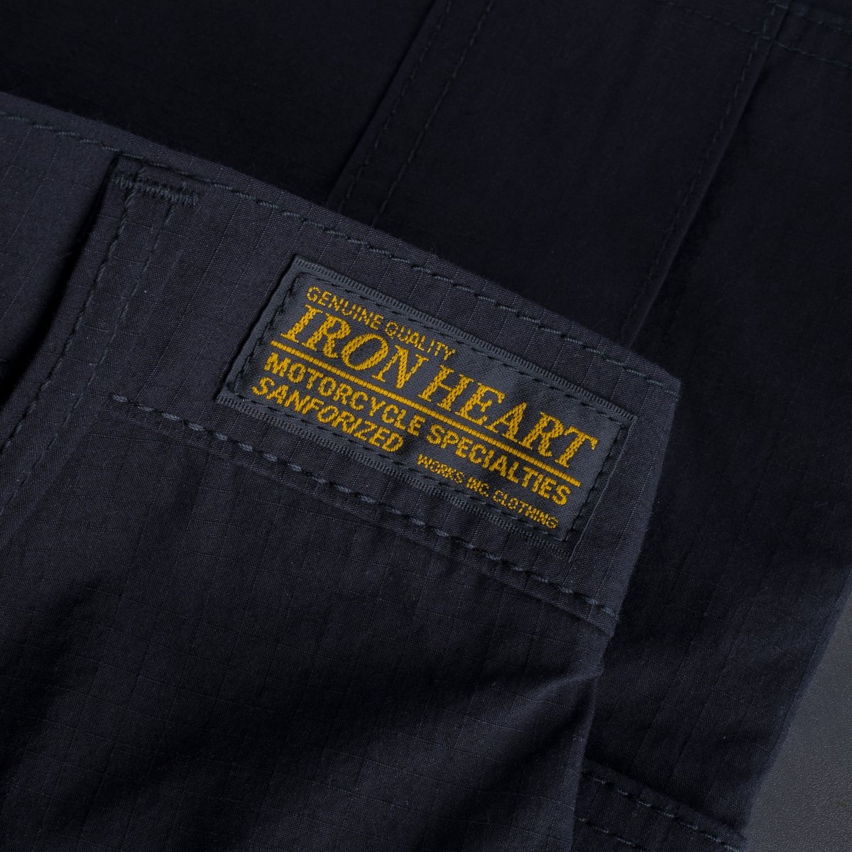 IH-736-BLK Ripstop Cargo Shorts - Black - 10