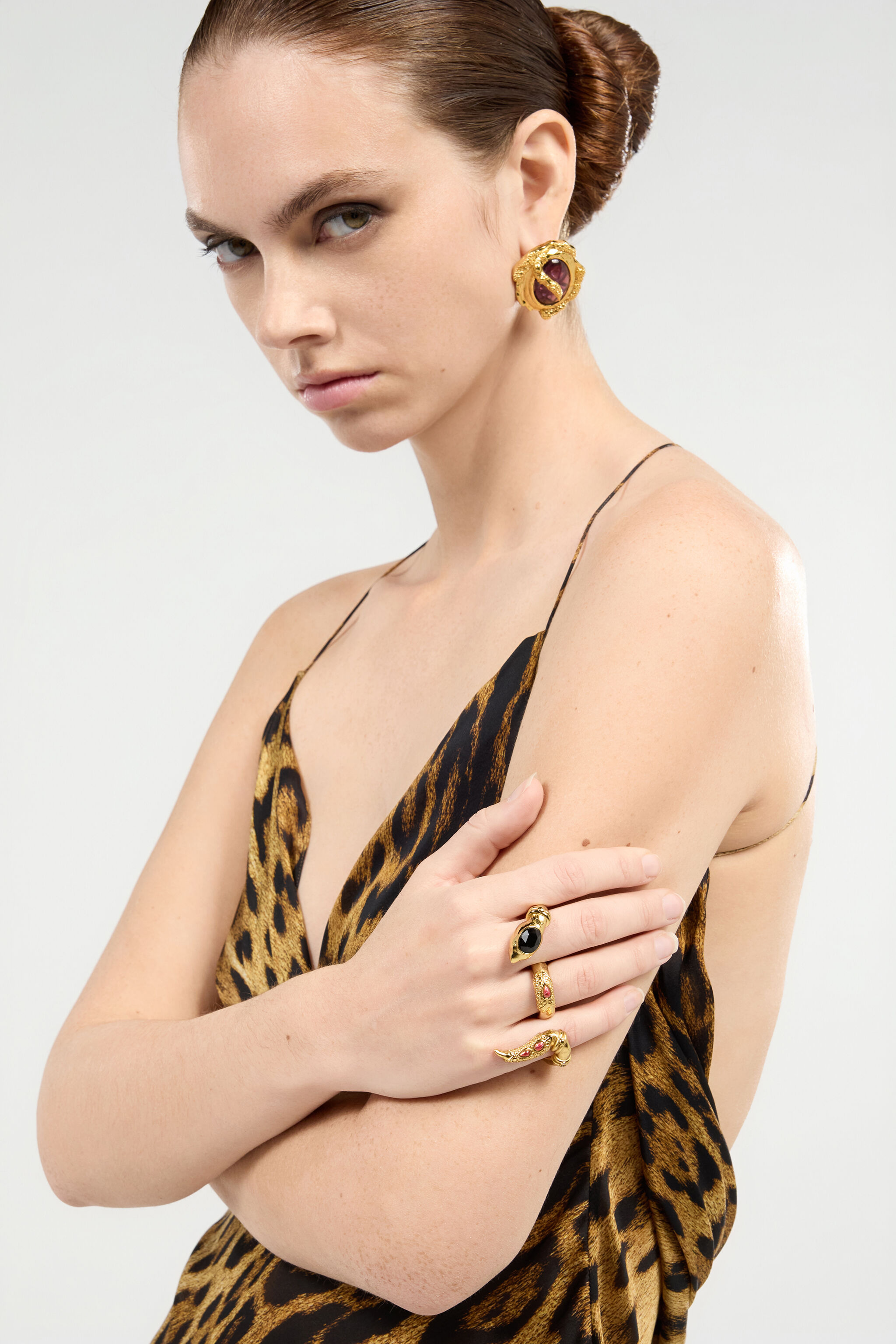 Three-Finger Golden Ring With Black Stones And Ruby - 2