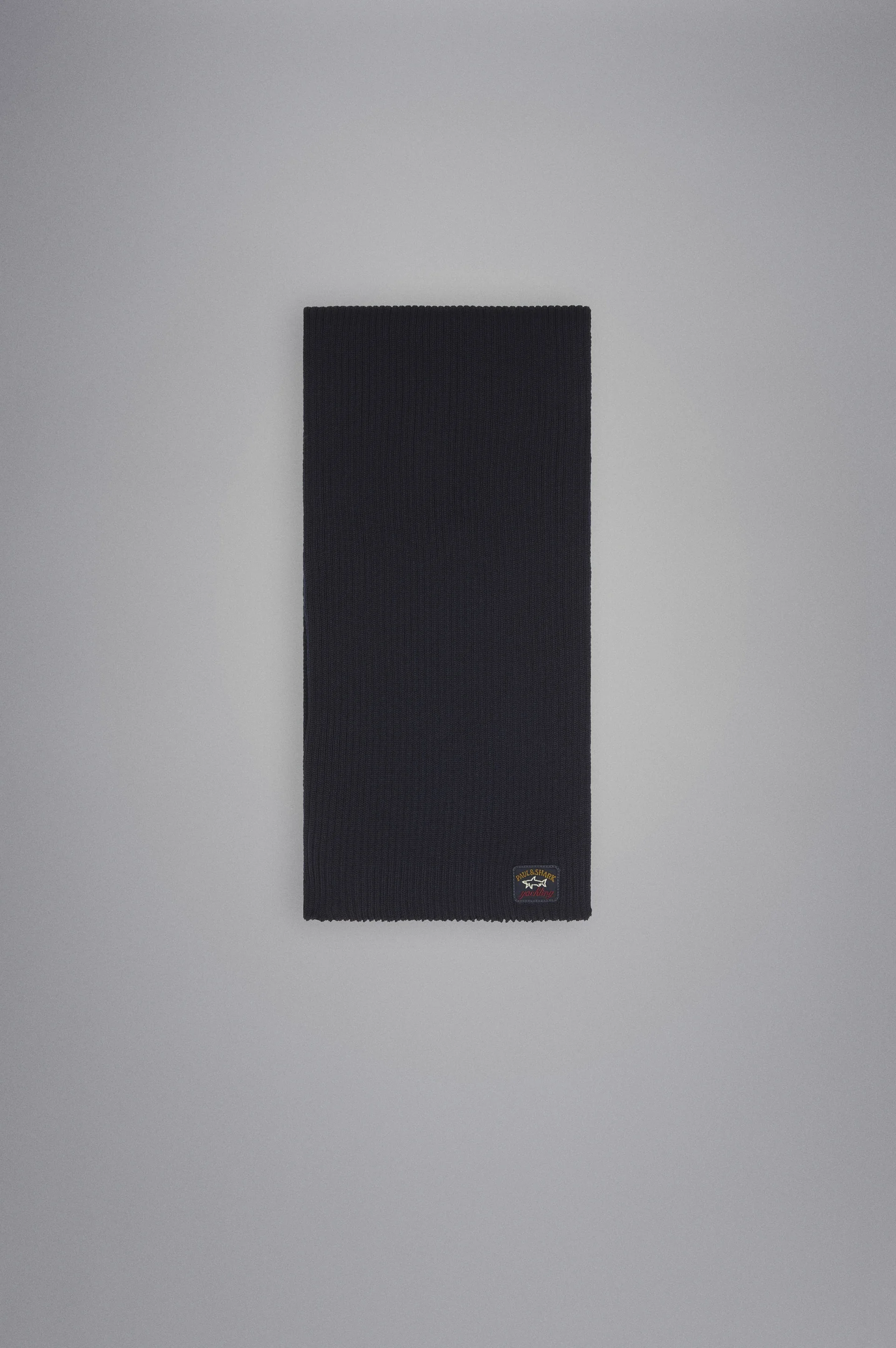 WOOL SCARF WITH ICONIC BADGE - 1