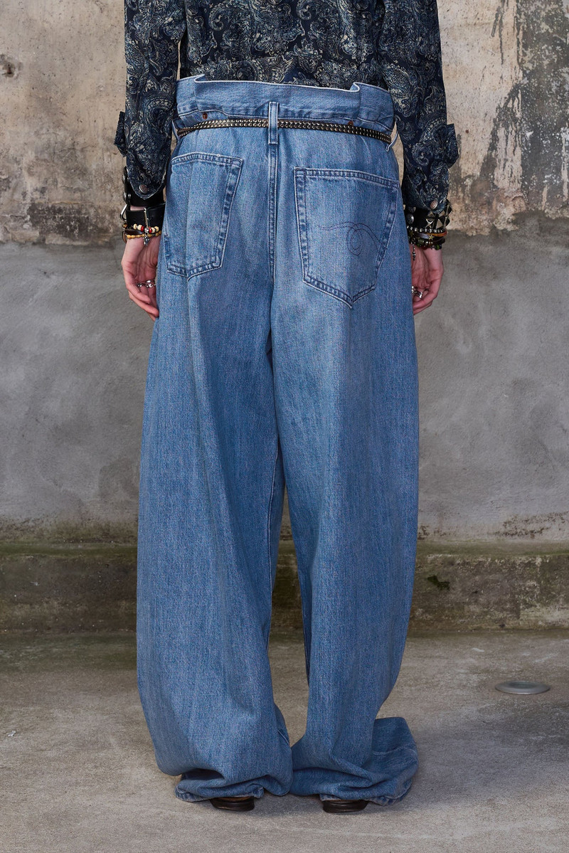 PLEATED WAISTBAND JEAN 4