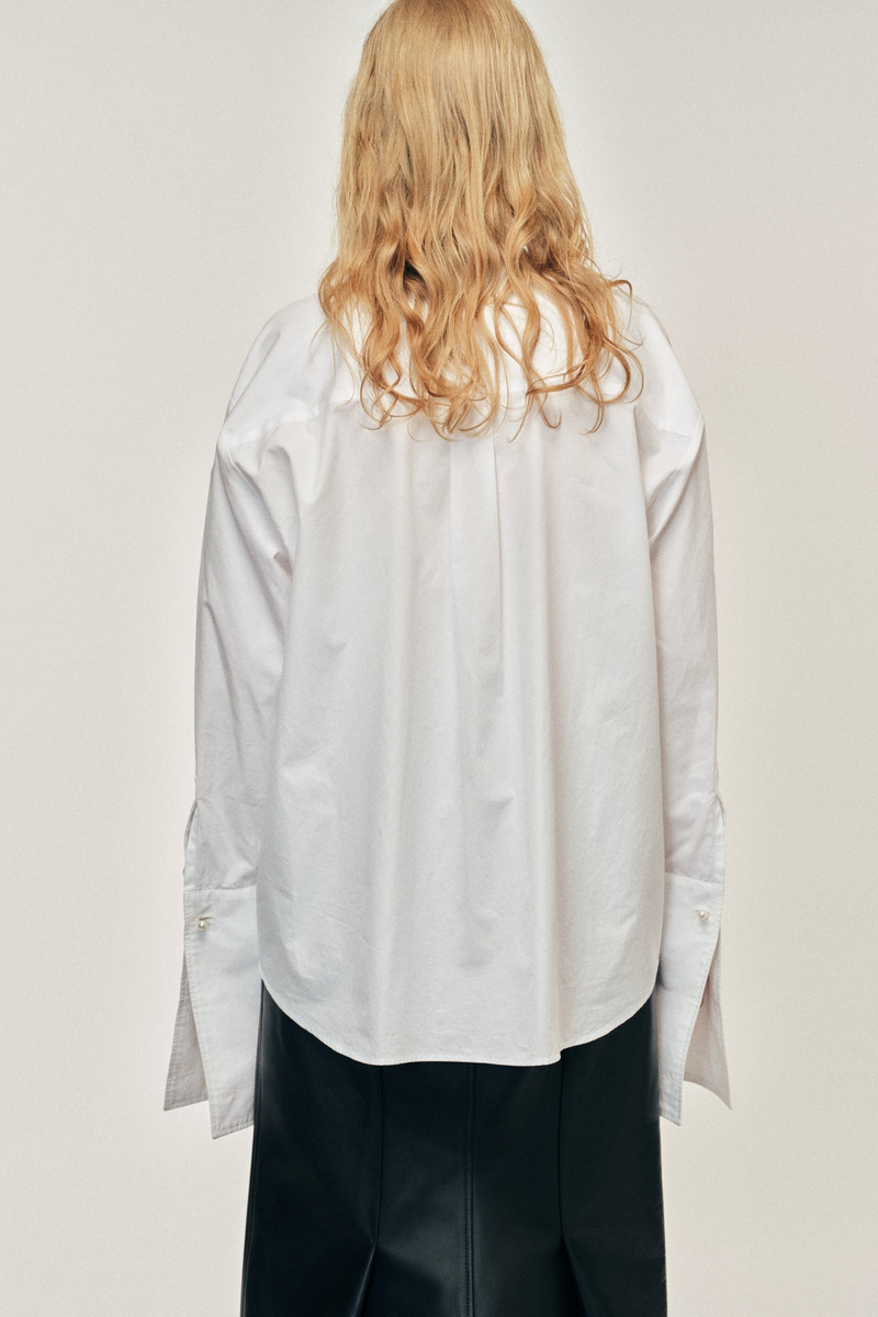 Collarless Elongated Cuff Shirt 4