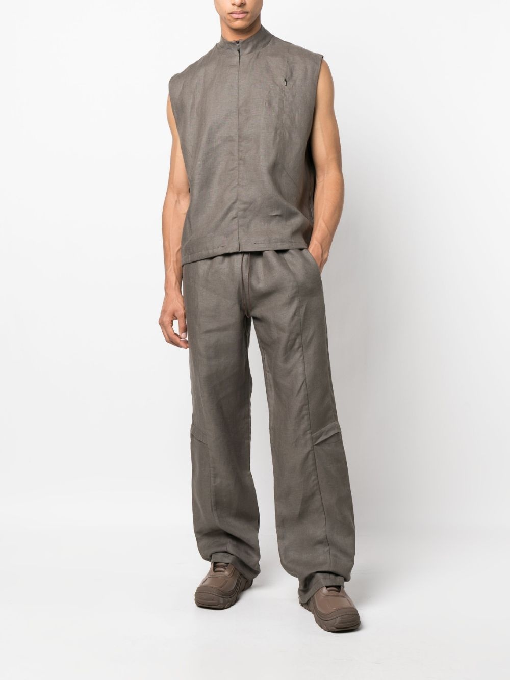 band-collar zip-up gilet - 2