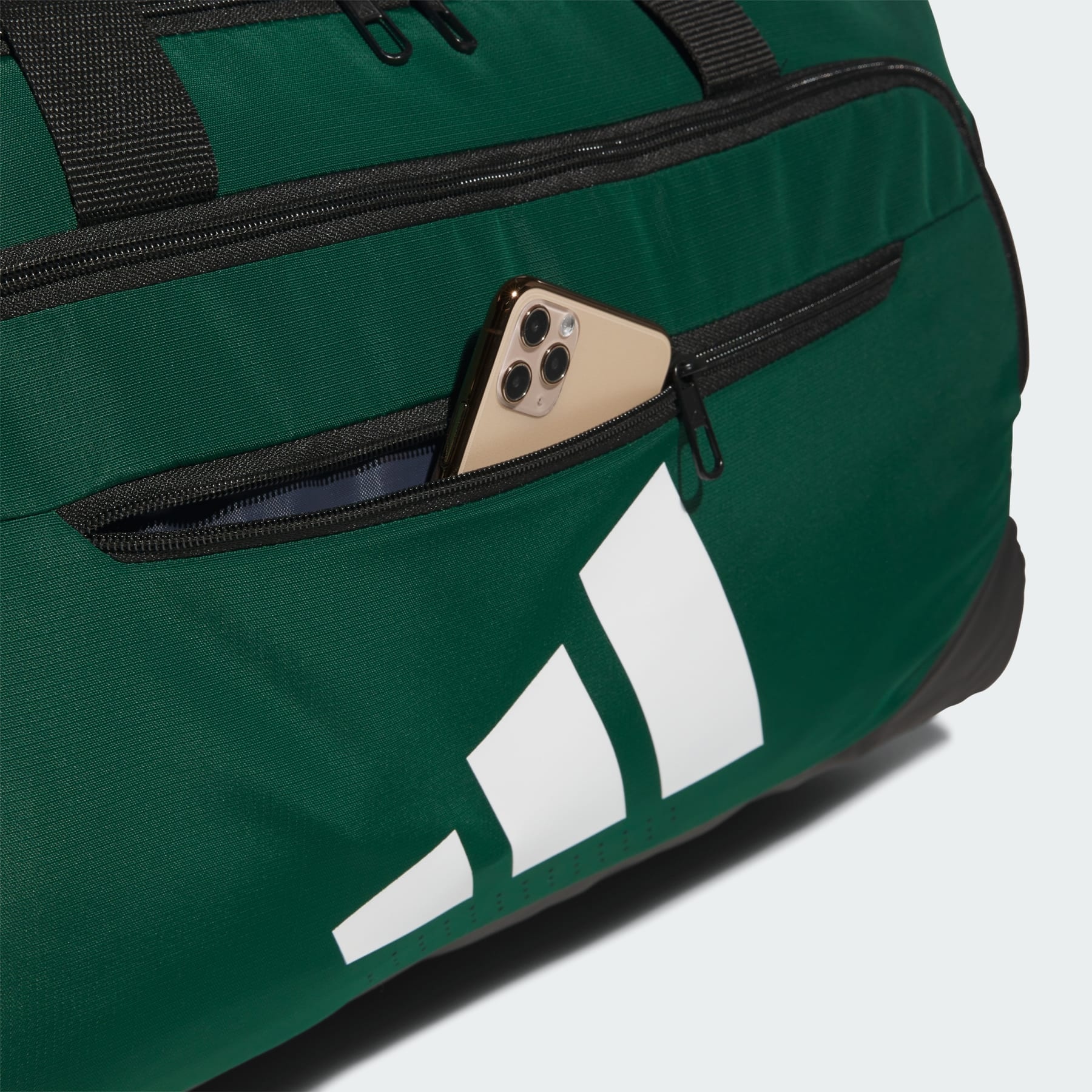 Defender 5 Medium Duffel Bag - 3