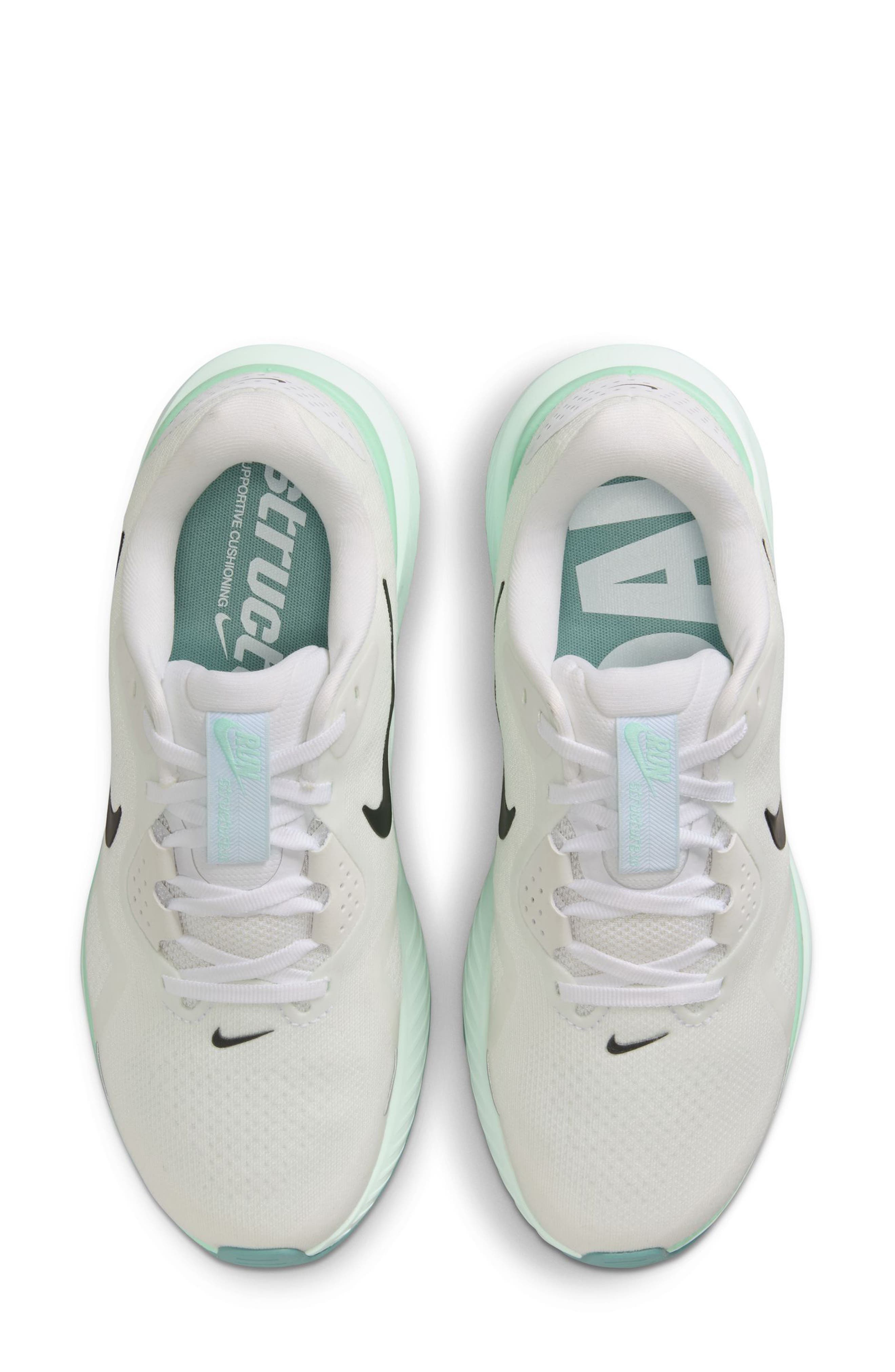 Nike Structure 26 SE Running Shoe in White/Black/Green/Mint at Nordstrom - 3