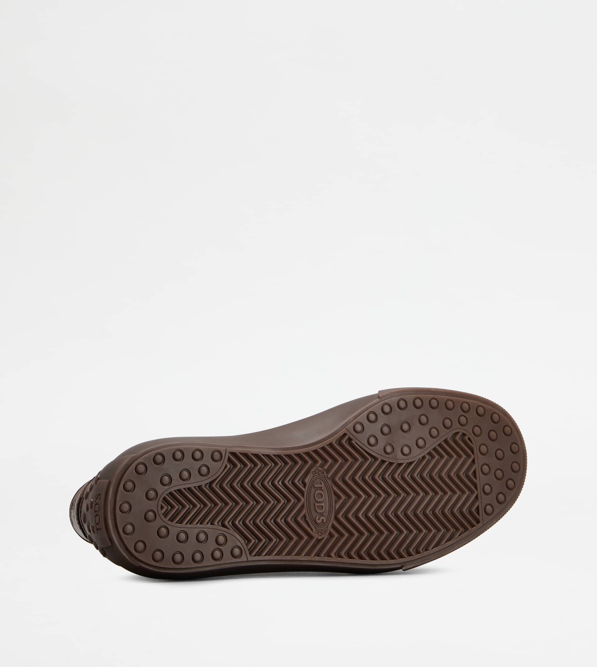 SNEAKERS IN LEATHER - BROWN - 4