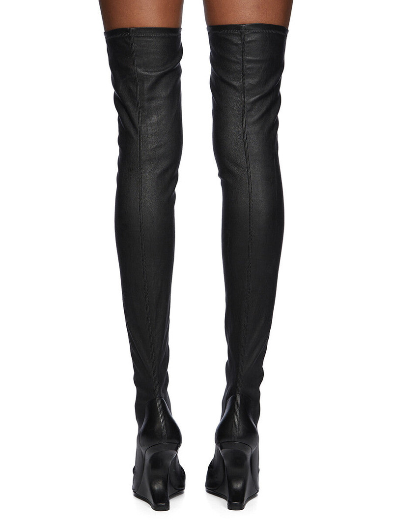 CANTILEVER 11 BOOT 4
