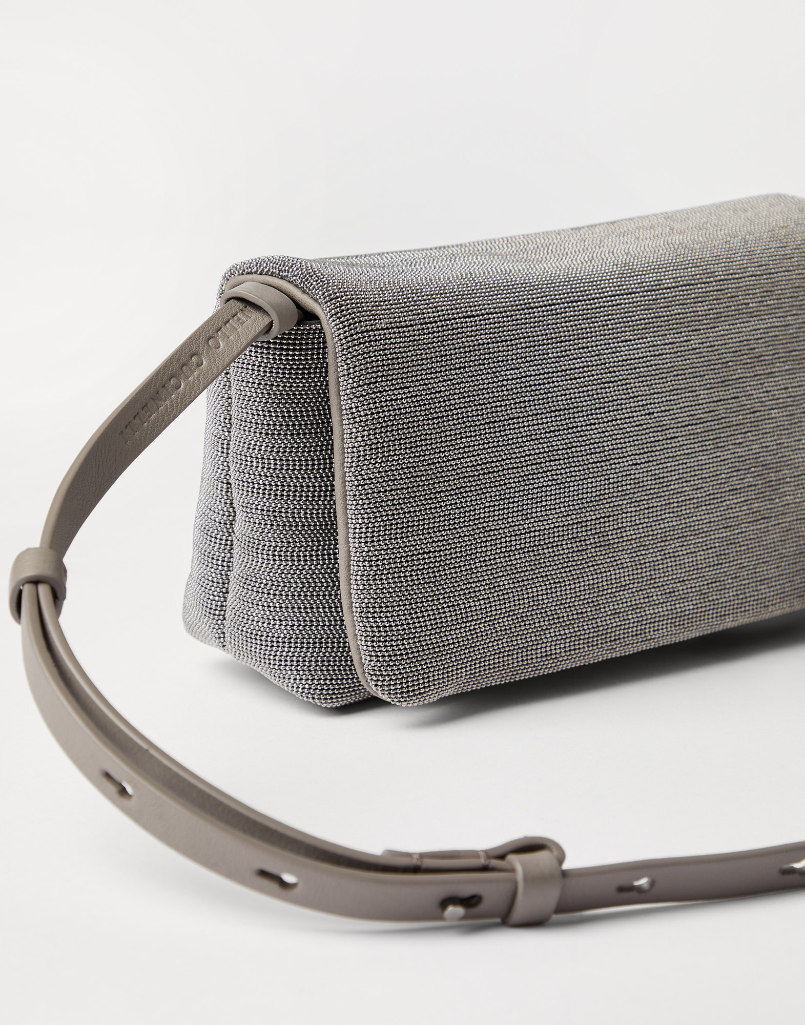 Precious flap bag in grained leather - 3