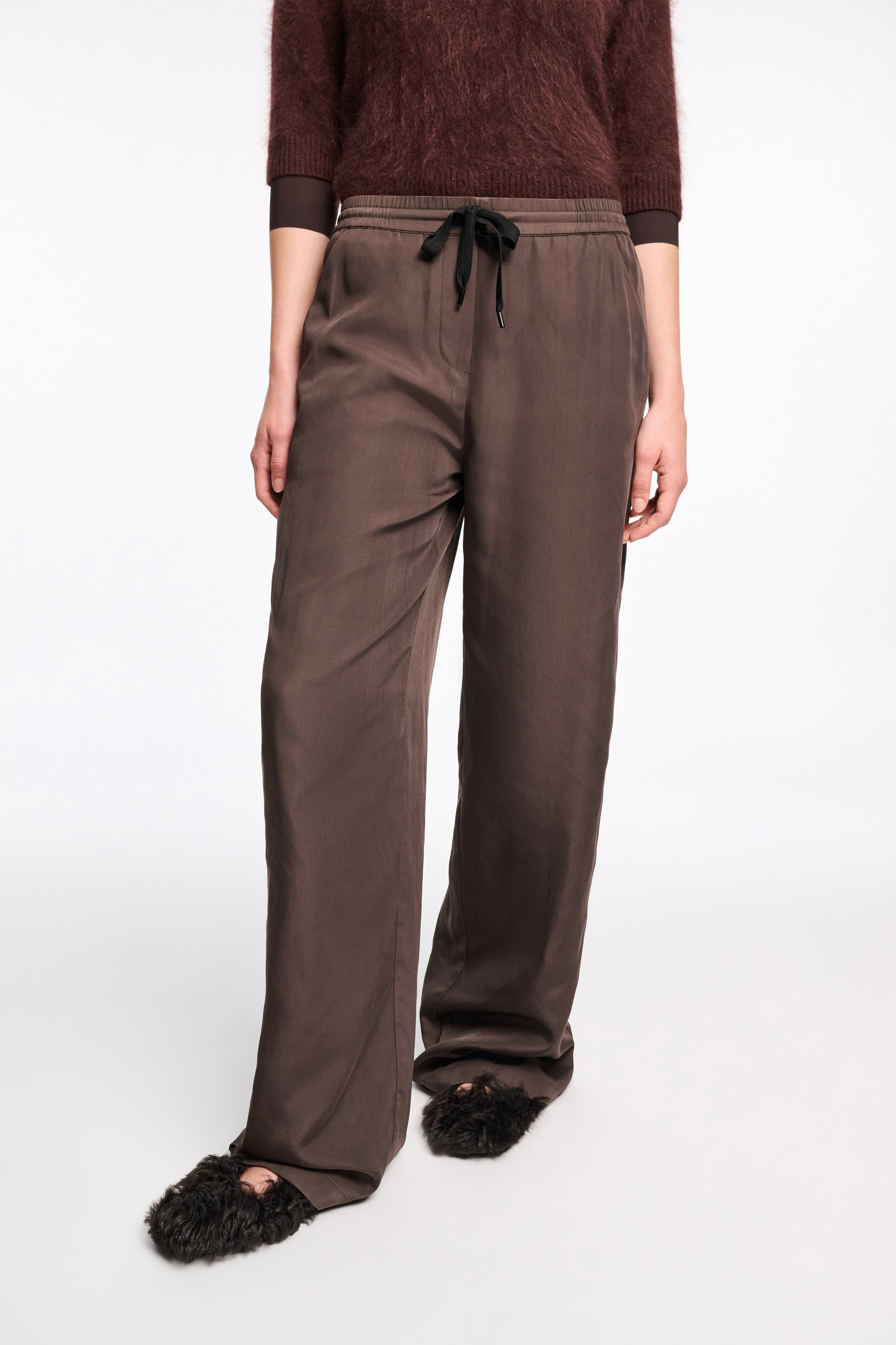 SPORTY ELEGANCE pants - 4