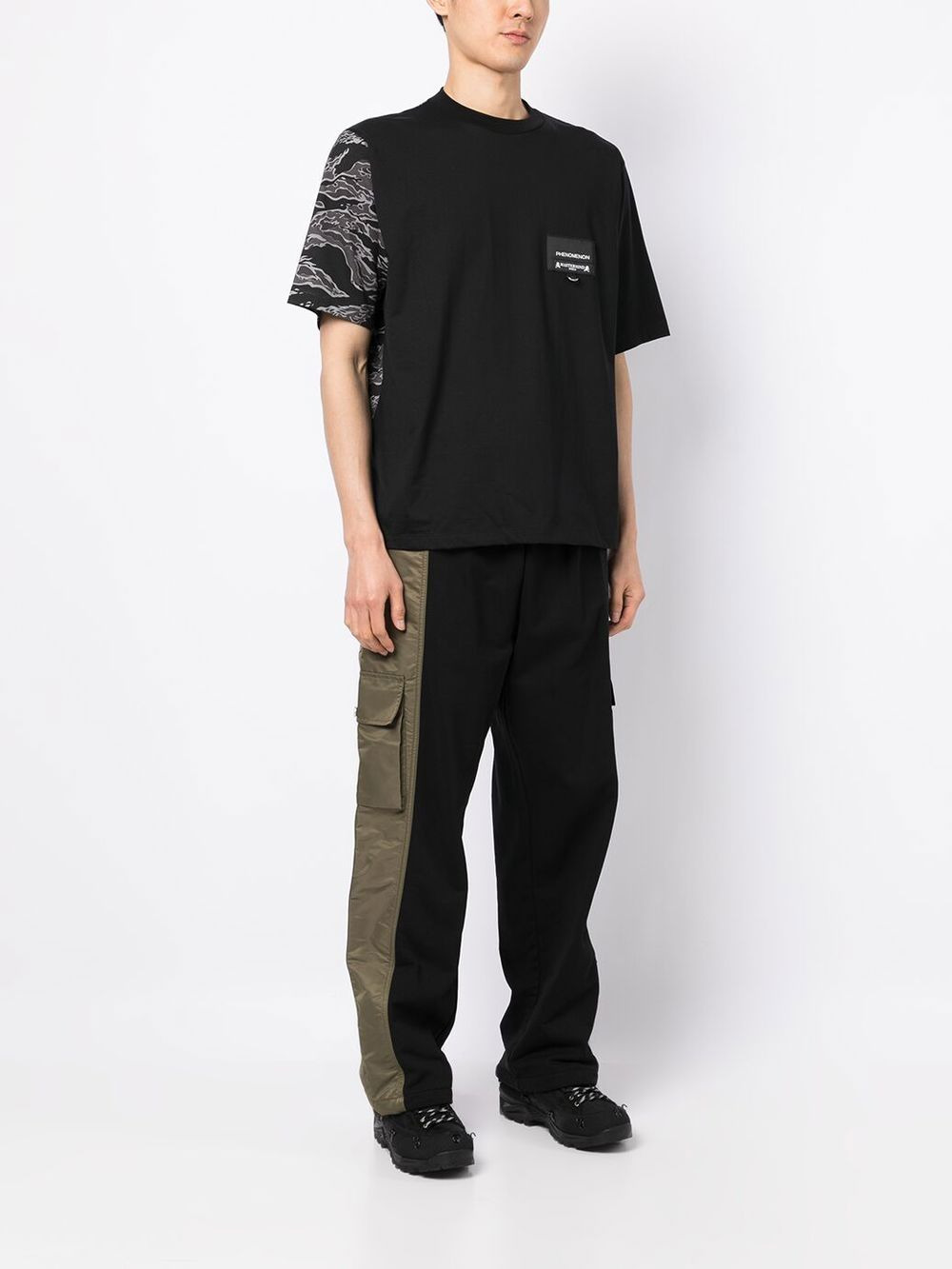 camouflage-print short-sleeved T-shirt - 4