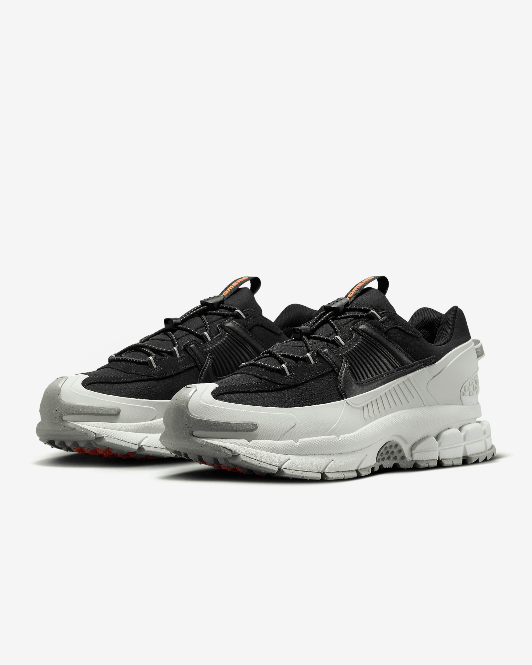 Nike Zoom Vomero Roam Men's Winterized Shoes - 5
