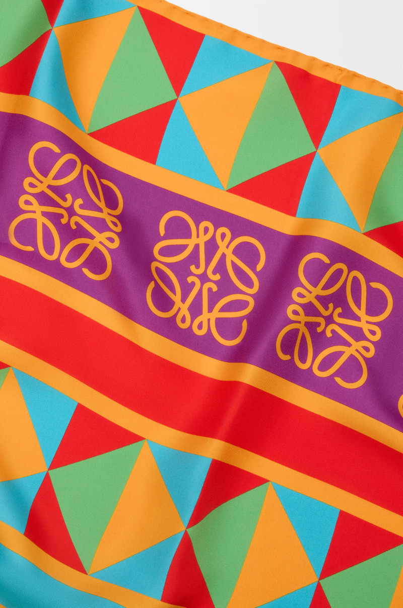 Loewe Scarf in silk outlook