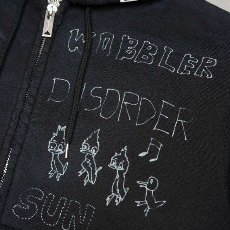 DISTRESSED ZIP-UP HOODIE 3