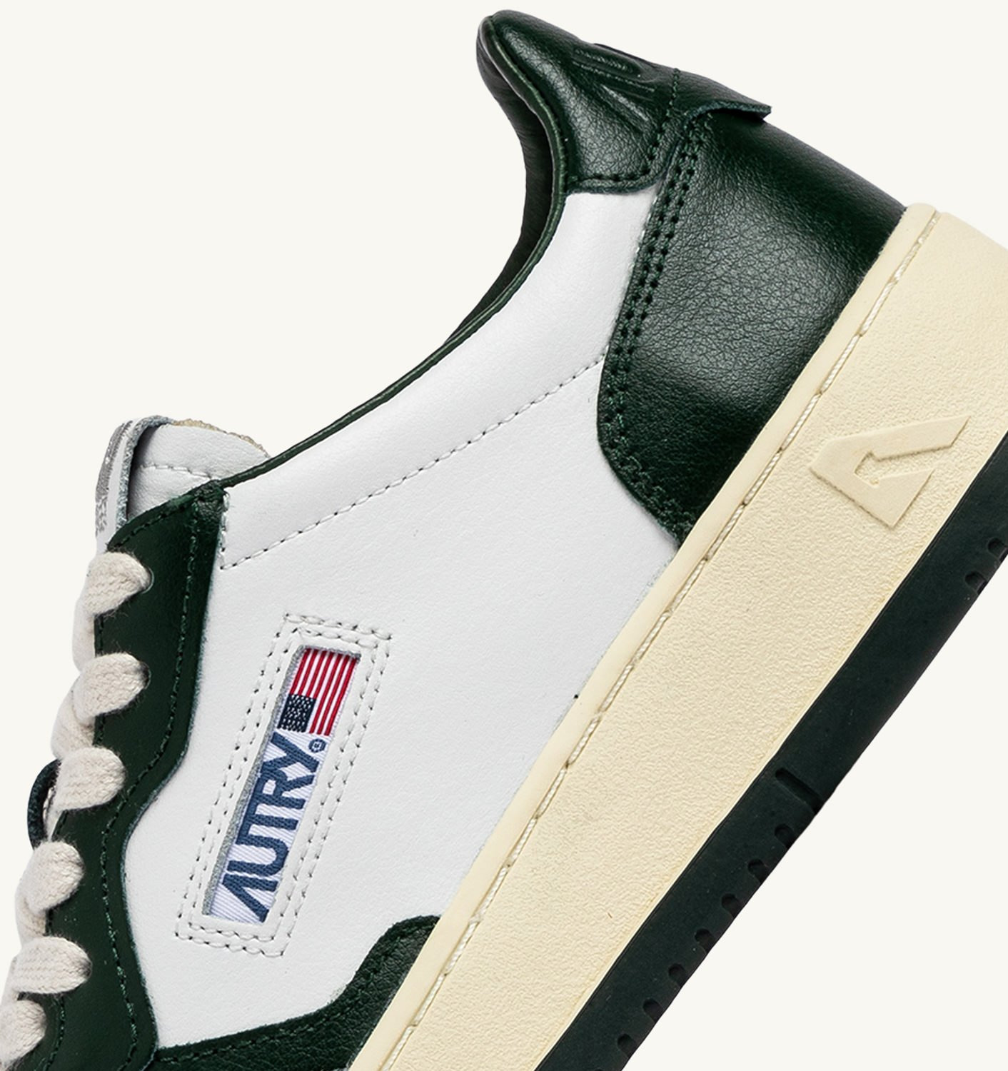 MEDALIST LOW BICOLOR SNEAKERS IN WHITE AND MOUNTAIN LEATHER - 6