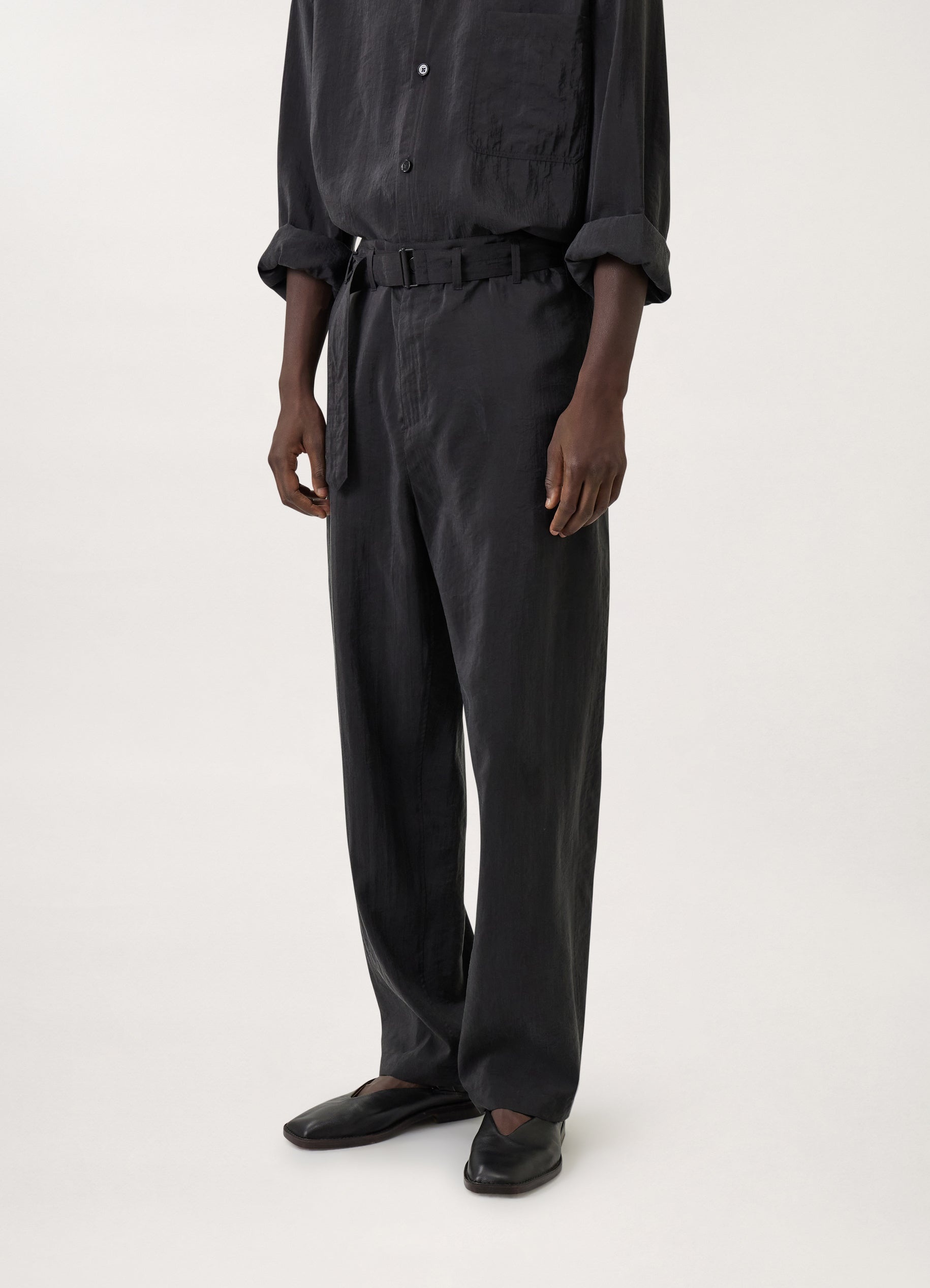BELTED LOOSE PANTS
DRY SILK - 3