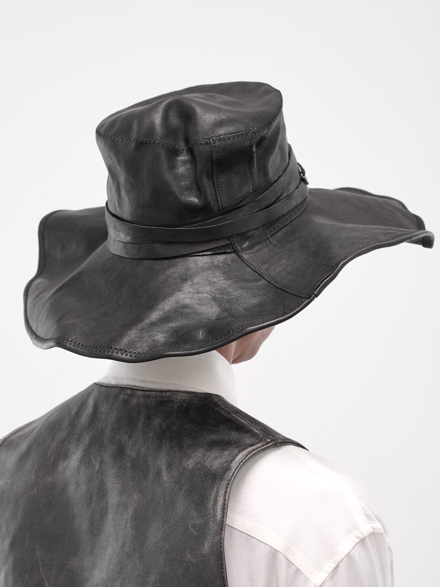 Black Lamb Silver Button Hat - 3