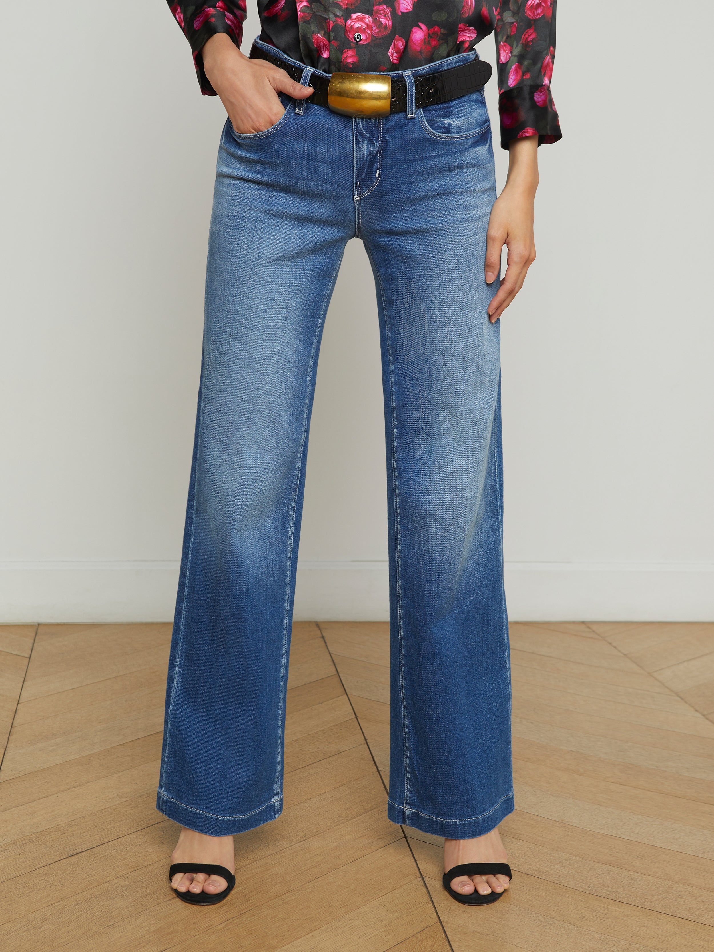 Joanne Low-Rise Wide-Leg Jean - 3