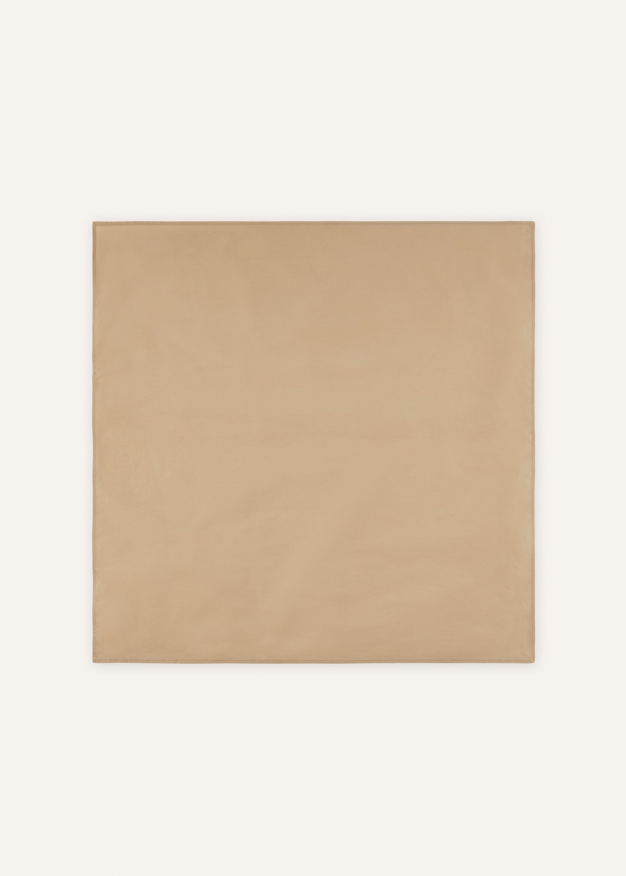 Versatile scarf in light beige - 3