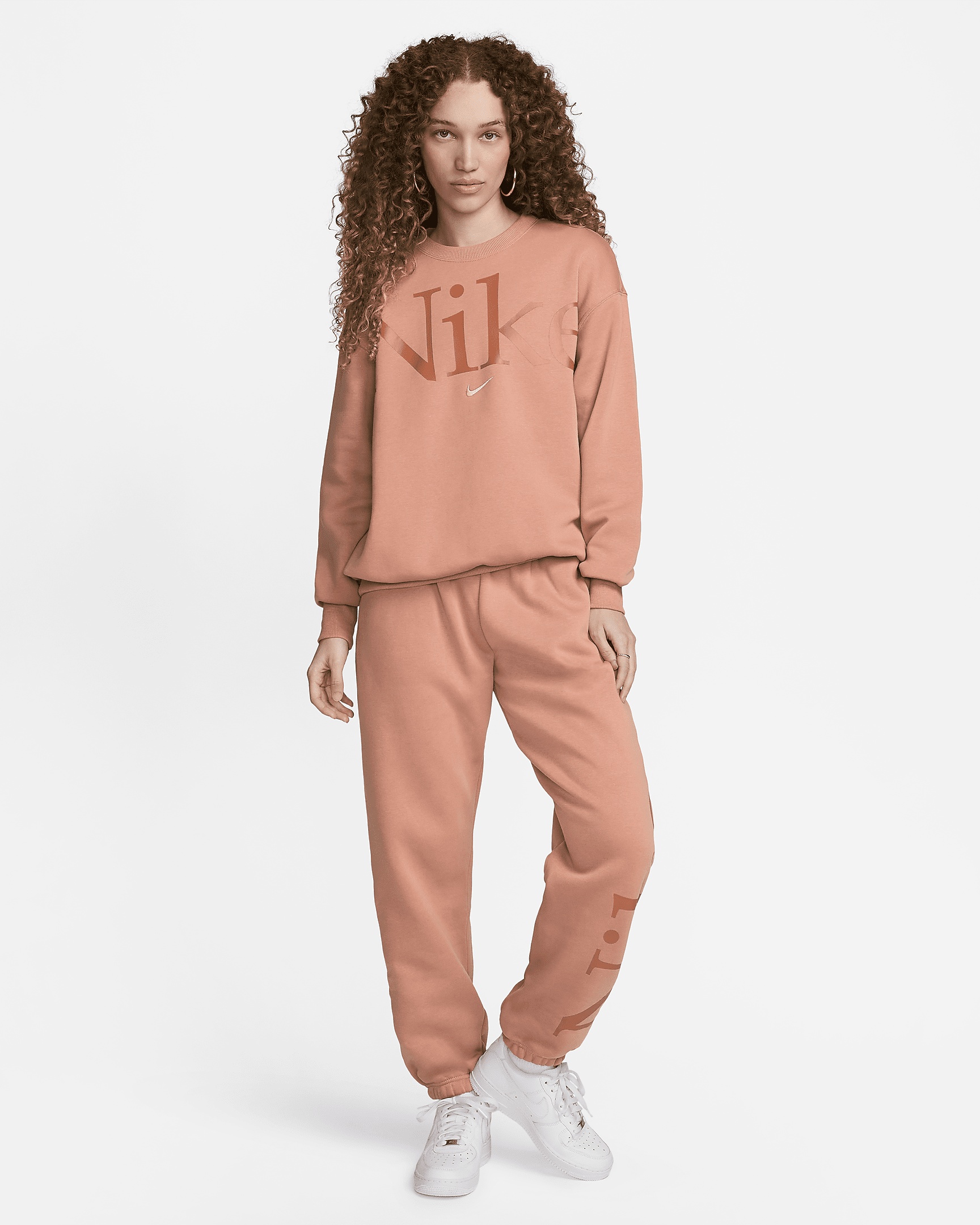 Nike Sportswear Phoenix Fleece Women's Oversized Crew-Neck Logo Sweatshirt - 7