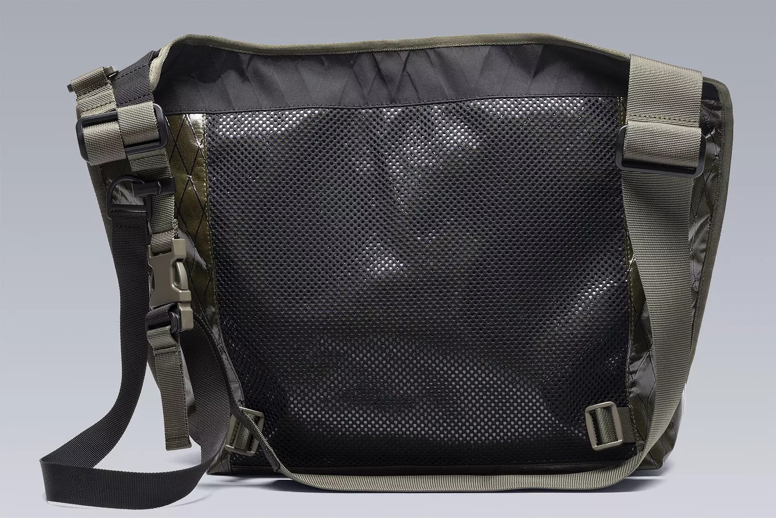 3A-1-MULTI Interops Einsatztasche Olive/Black - 5