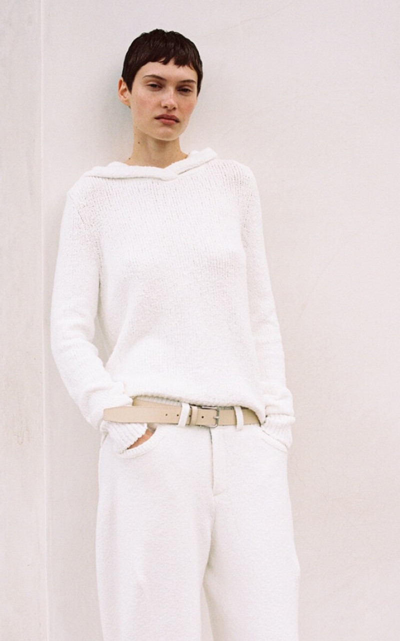 AYA MUSE Trix Hooded Knit Cotton Sweater white outlook