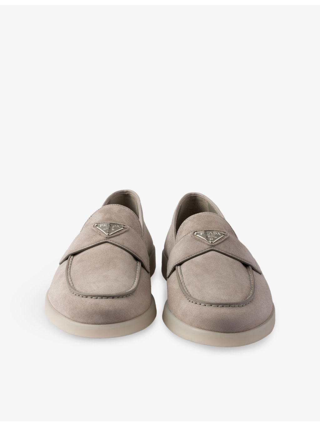Triangle-plaque suede loafers - 6