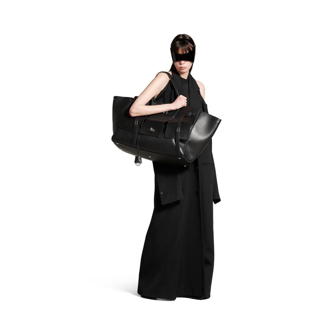 BALENCIAGA Bel Air Xl Carry All Bag in Black | REVERSIBLE