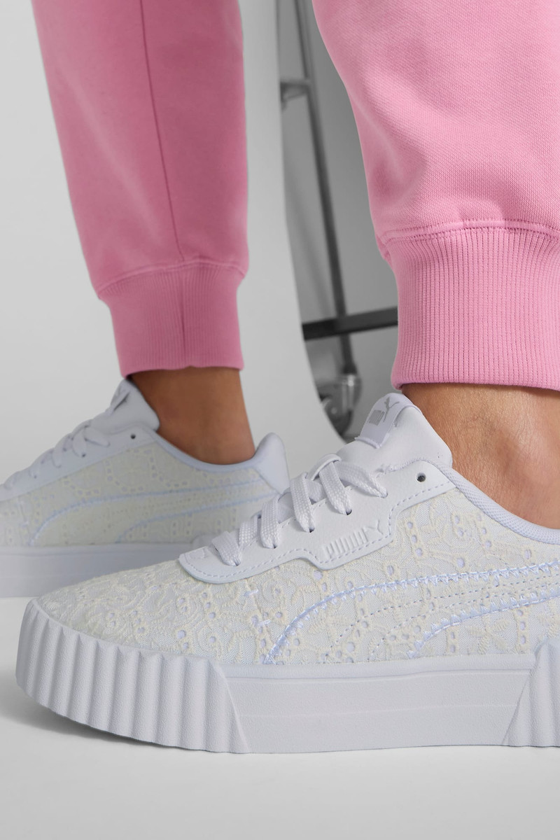 PUMA Carina 3.0 Lace Women's Sneakers outlook