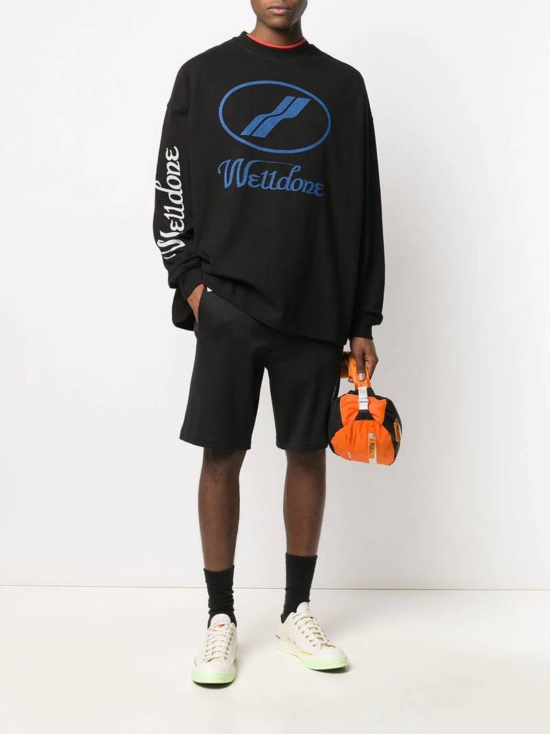We11done oversized logo sweatshirt outlook