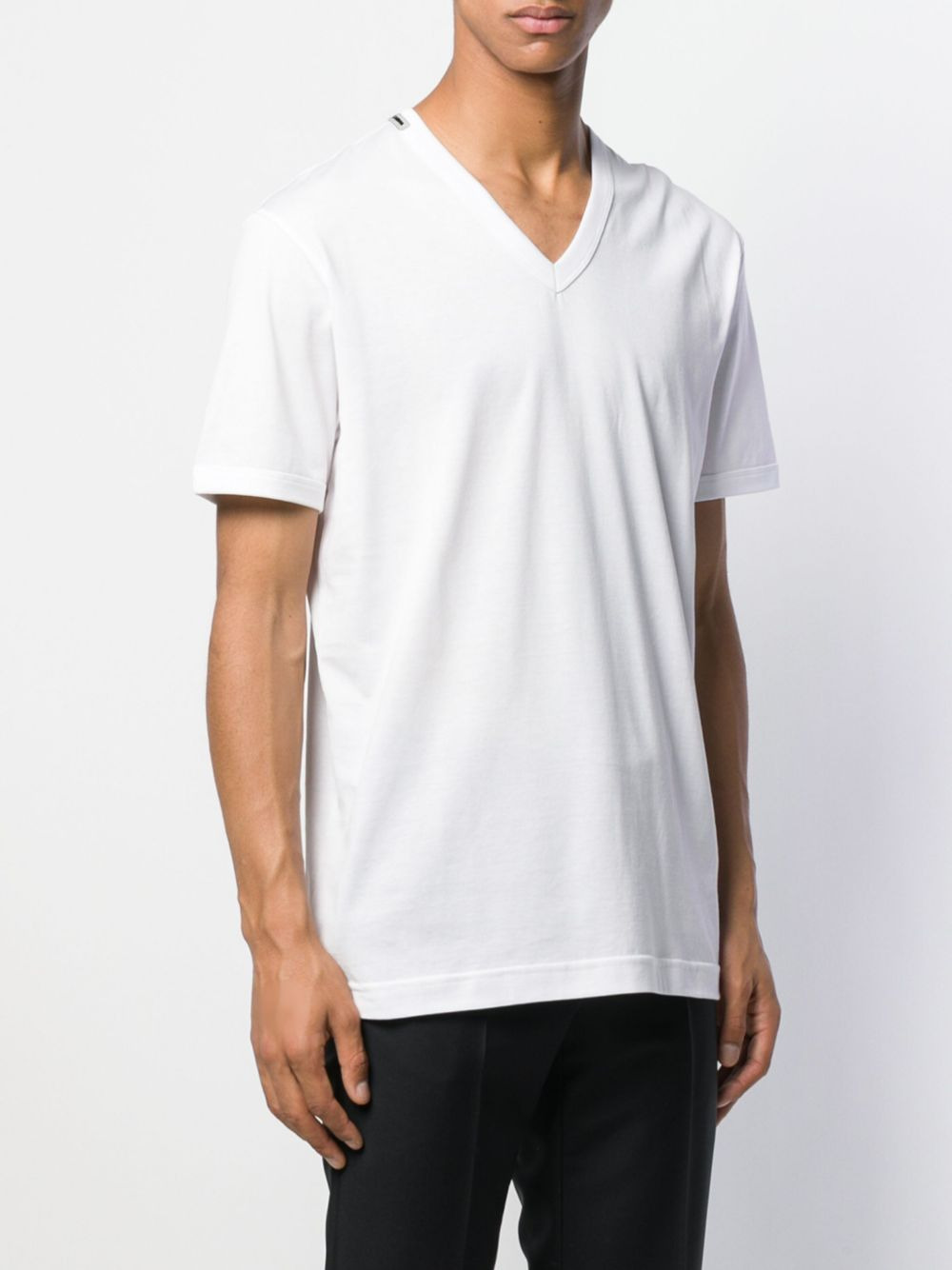 V-neck T-shirt - 3