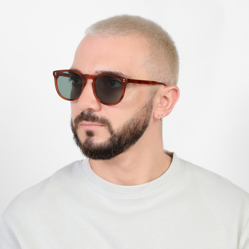 illesteva Eldridge 56 Sunglasses outlook