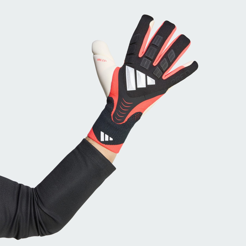 PREDATOR GOALKEEPER GLOVE PRO 3