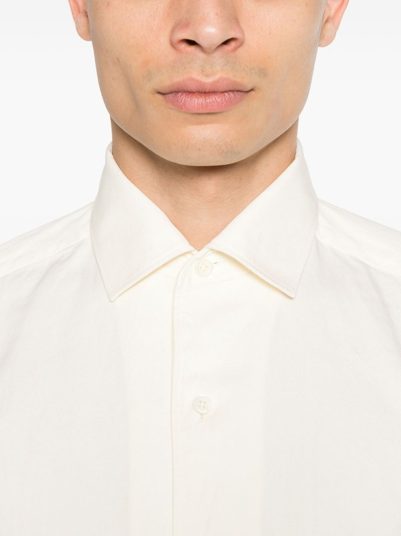 classic-collar shirt 5