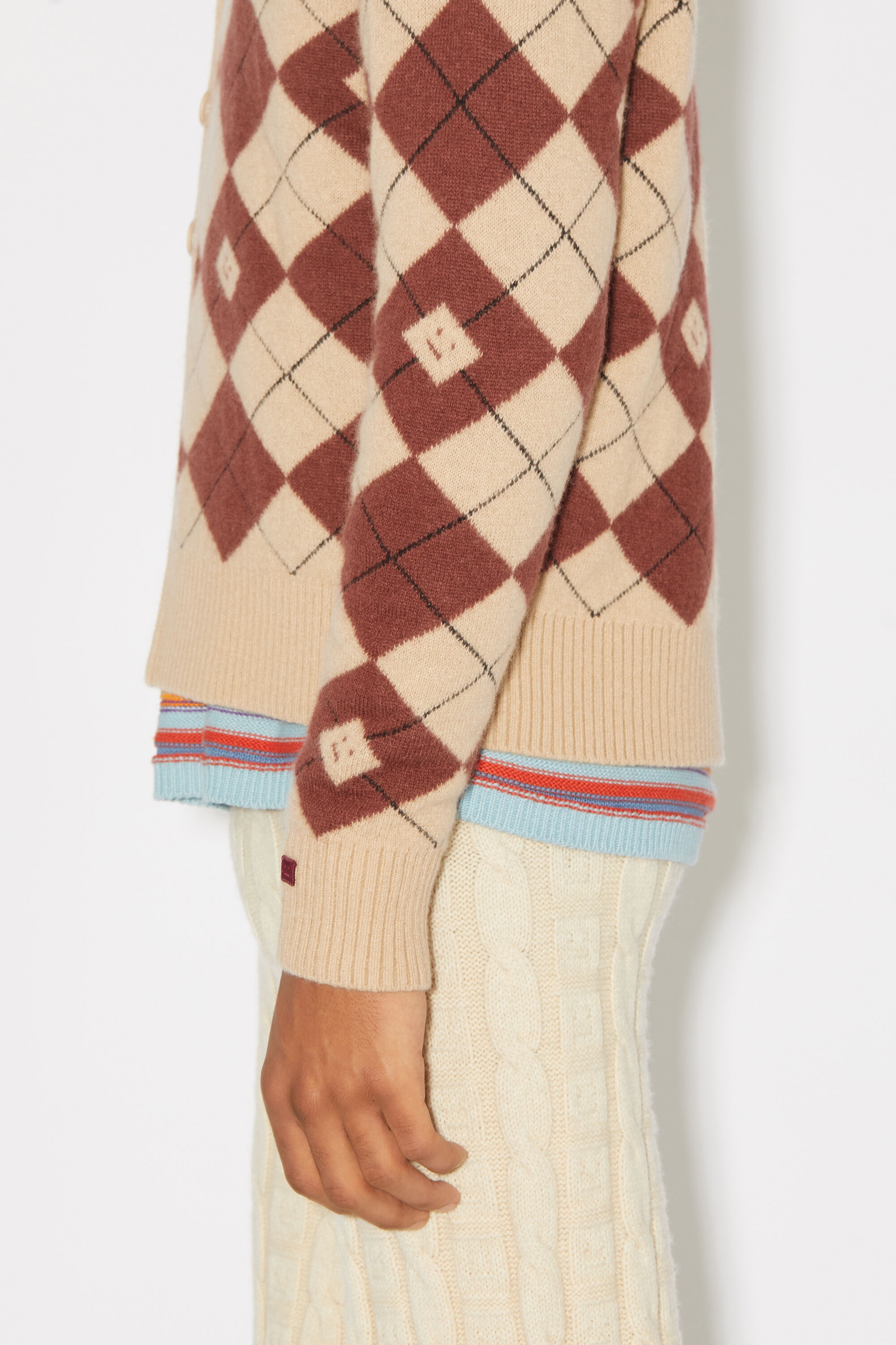 Argyle jacquard cardigan - Biscuit beige/deep red - 5