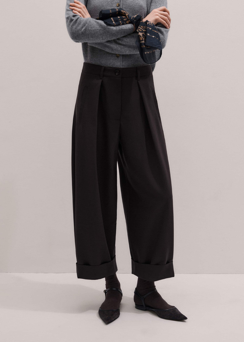 Barrel-Leg Pant 4