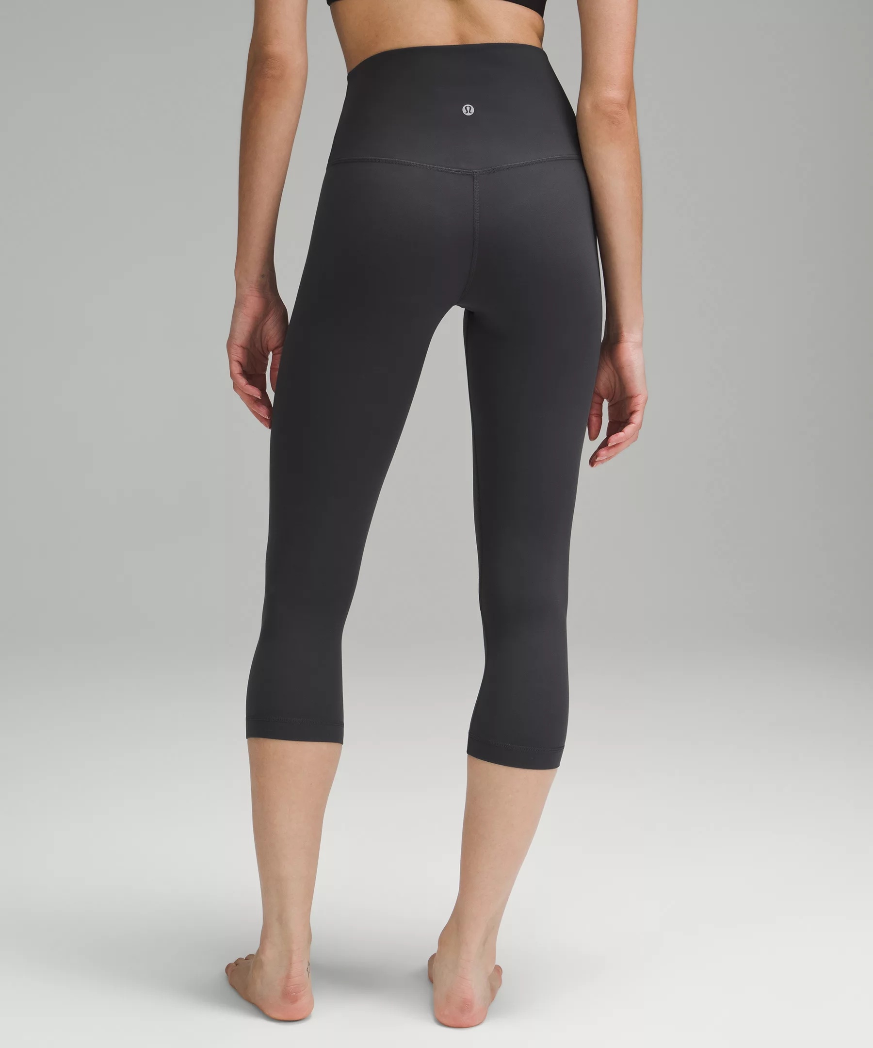 Lululemon Align™ High-Rise Crop shops 21