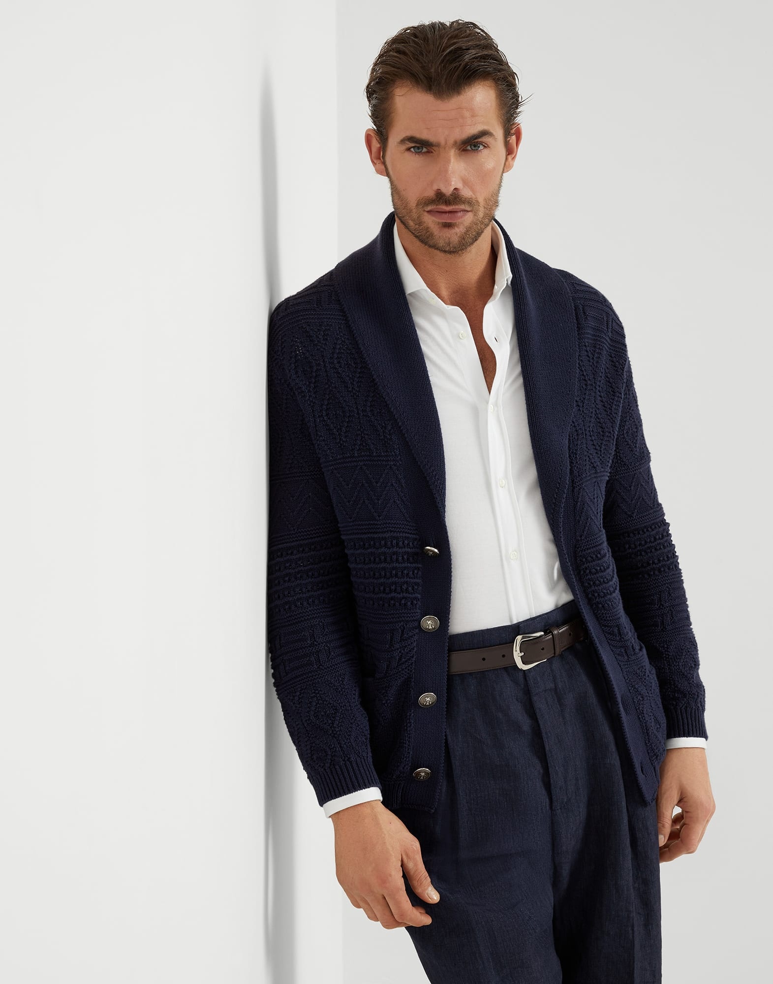 Cotton piqué basic fit shirt with spread collar - 4