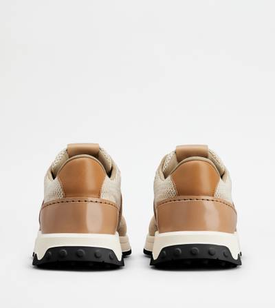 Tod's SNEAKERS IN LEATHER AND TECHNICAL FABRIC - BROWN outlook