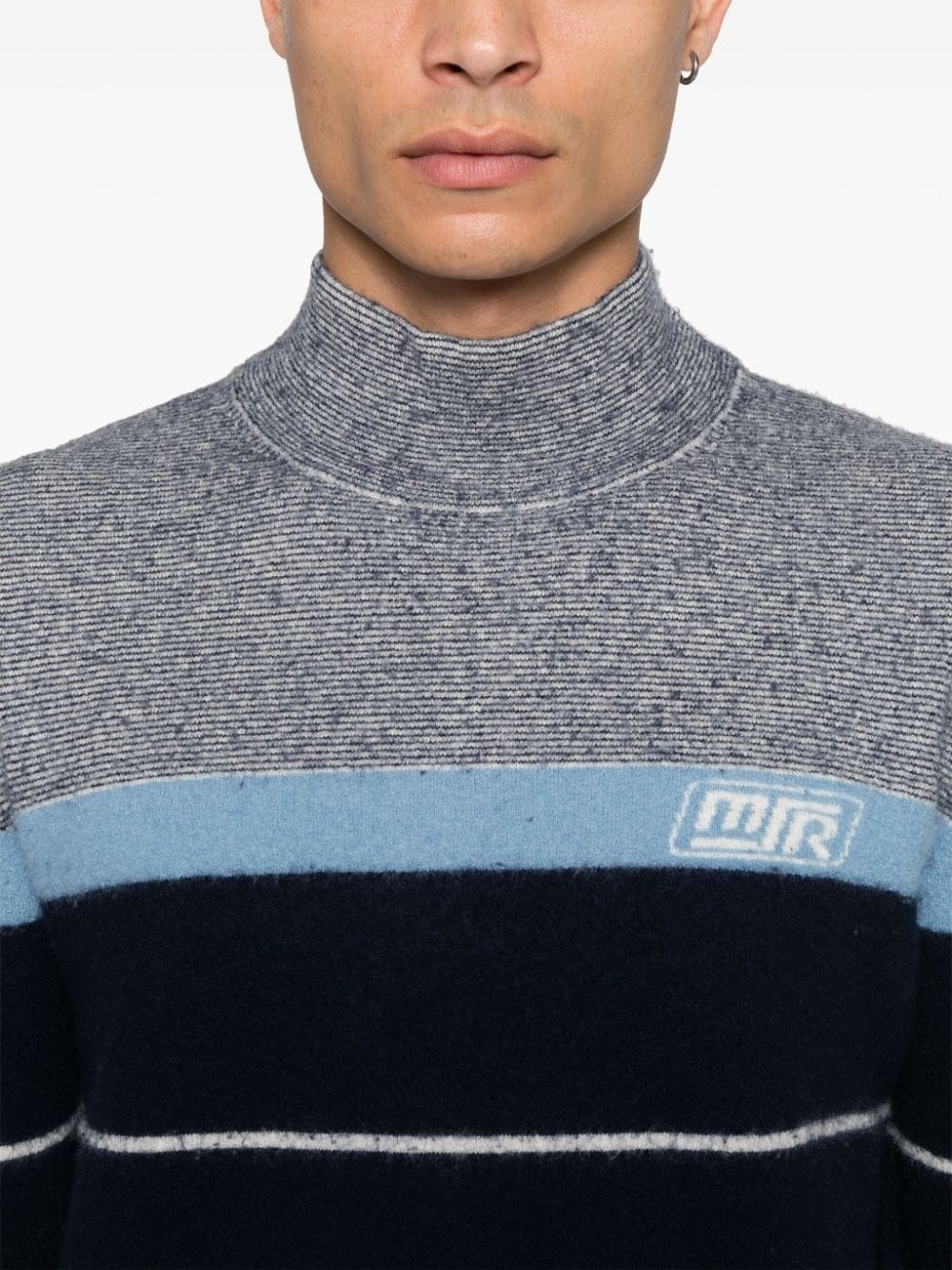 Pilling sweater - 5